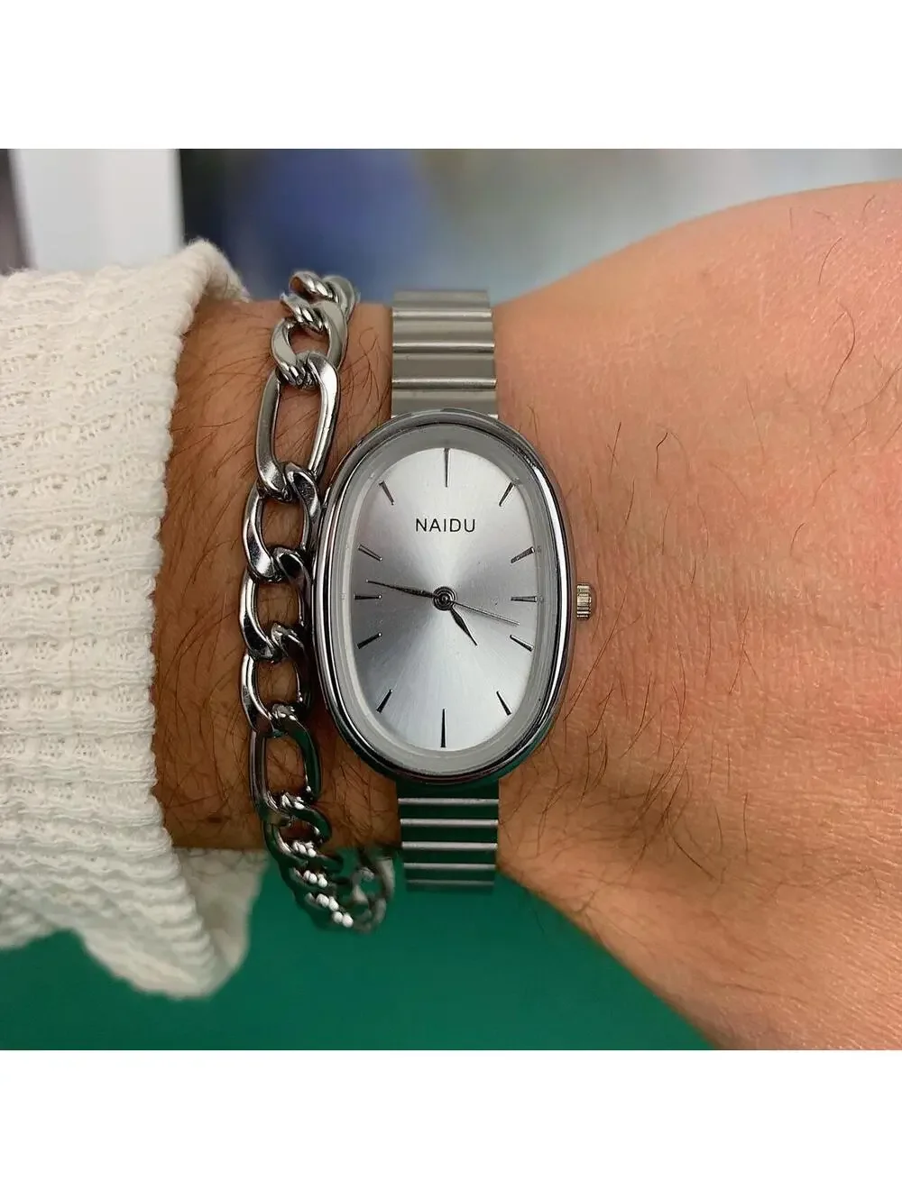 Y2k style silver round stainless steel luxury classy sport white and silver watc